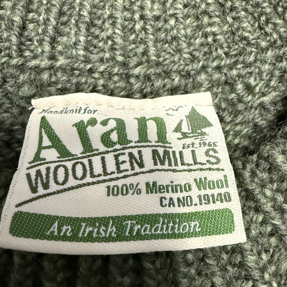Aran Merino Wool Crew Neck Sweater. Size Small. In Very Good Preloved. - Picture 5 of 5